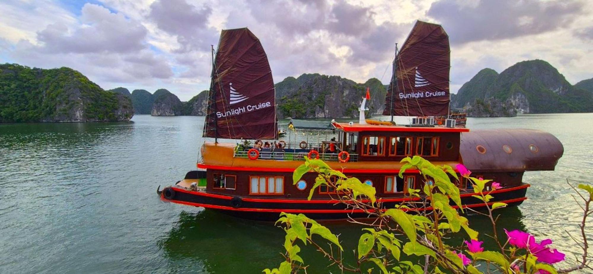 Sunlight Boutique Cruise - Cat Ba Island Ha Long Exterior foto