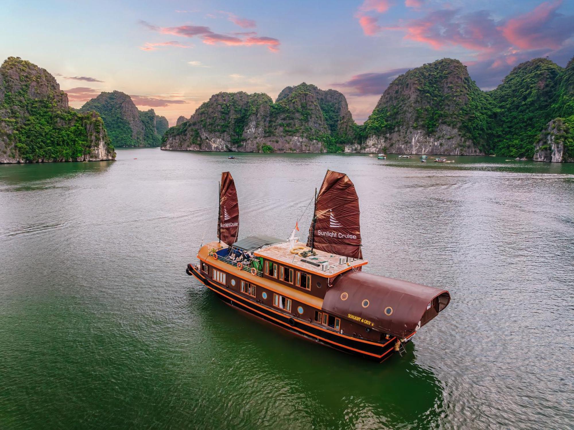 Sunlight Boutique Cruise - Cat Ba Island Ha Long Exterior foto